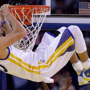 开云官网-群像聚焦，JackeyLove的三连败与泰伦·卢的帅位，竞技场上的孤独与坚韧，连败阴影下的坚守，JackeyLove的孤独战歌与泰伦·卢的帅位危机